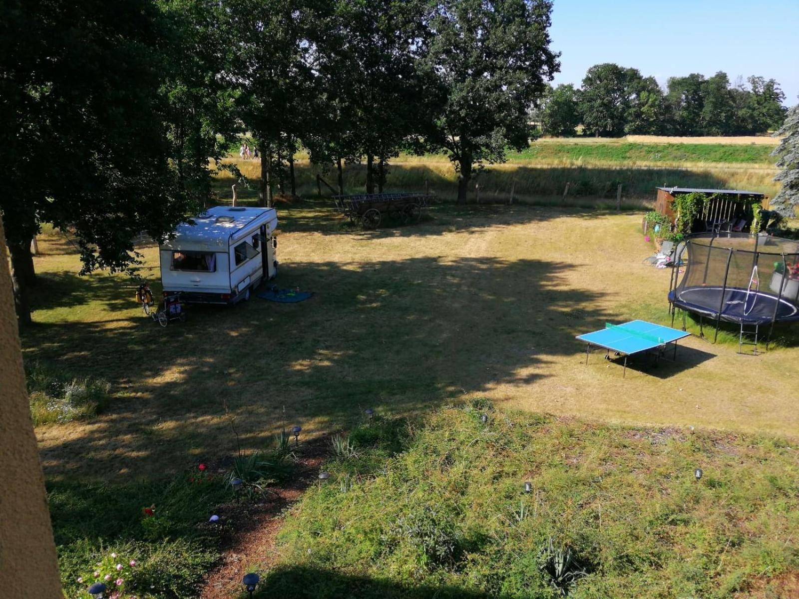 Gelbes Haus Seenland Ferienwohnungen Xl Elsterheide Exterior foto